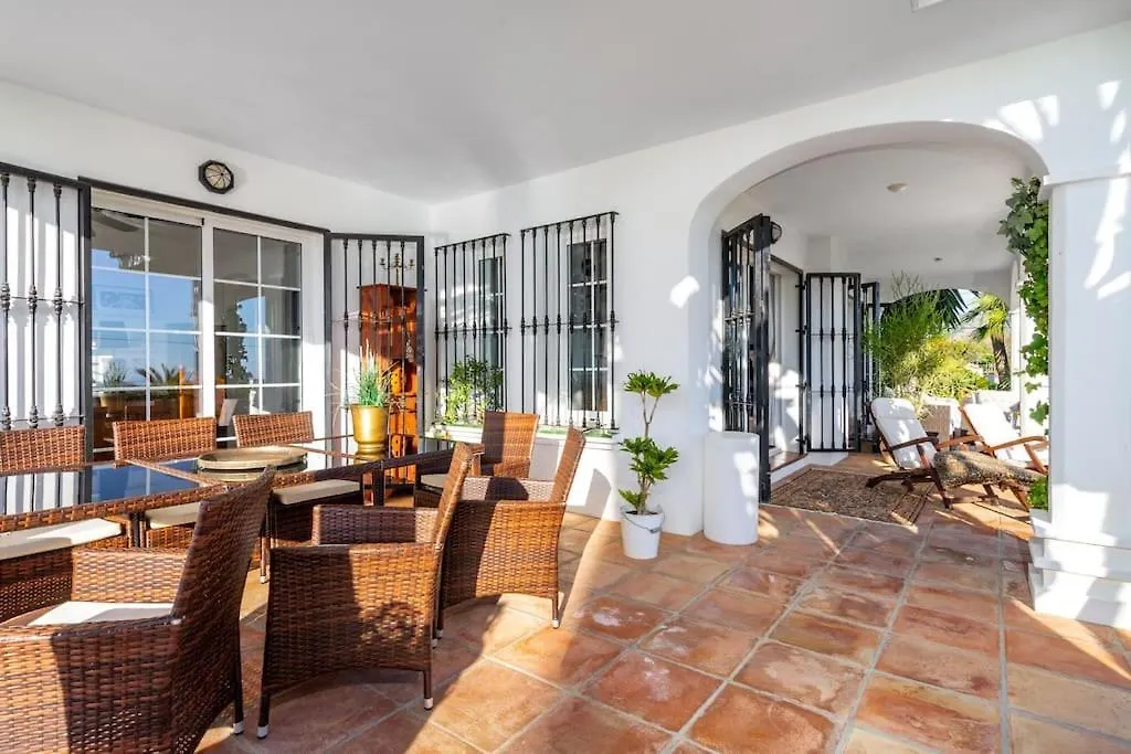 Stunning Urb Doña Pilar villa with private pool Ref 139 Mijas